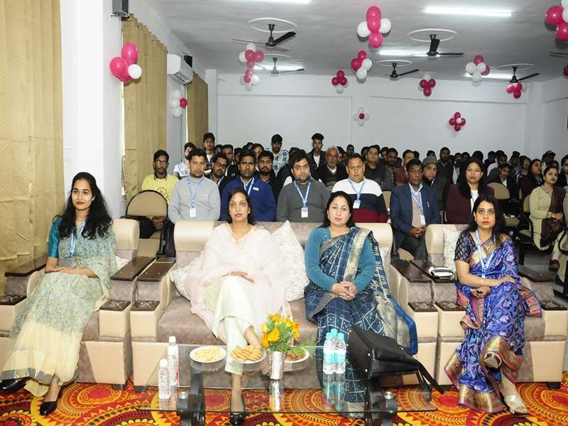 NIILM campus gallery