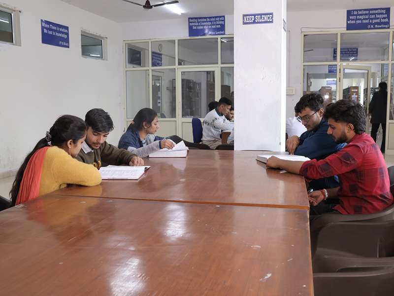 NIILM campus gallery